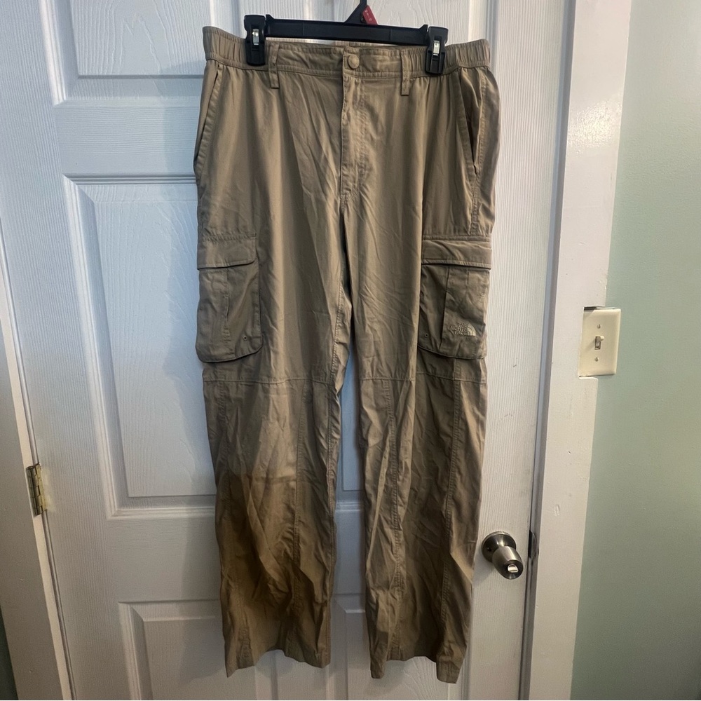 The North Face Men's Beige Cargo Pants